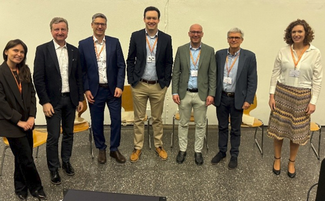 Panel-Teilnehmer und Moderatorinnen